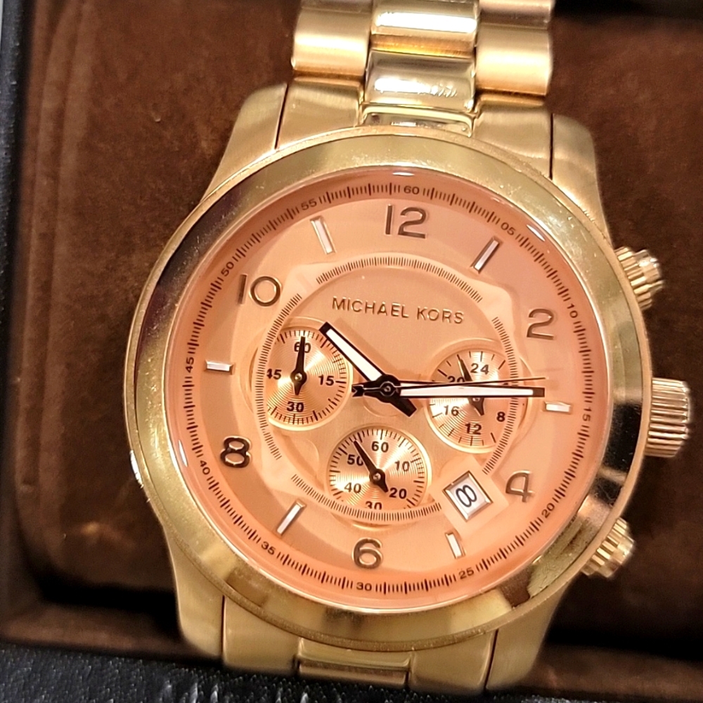 Authentic Michael Kors rosegold unisex watch - Picture 3 of 5